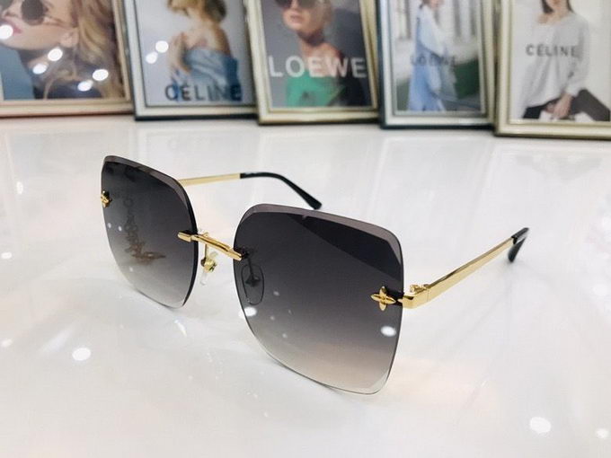 Louis Vuitton Sunglasses ID:20230516-272